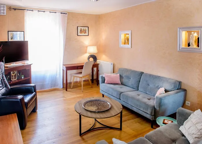 La Sainte Famille Guest house 4*