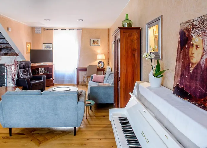 Guest house La Sainte Famille Lourdes