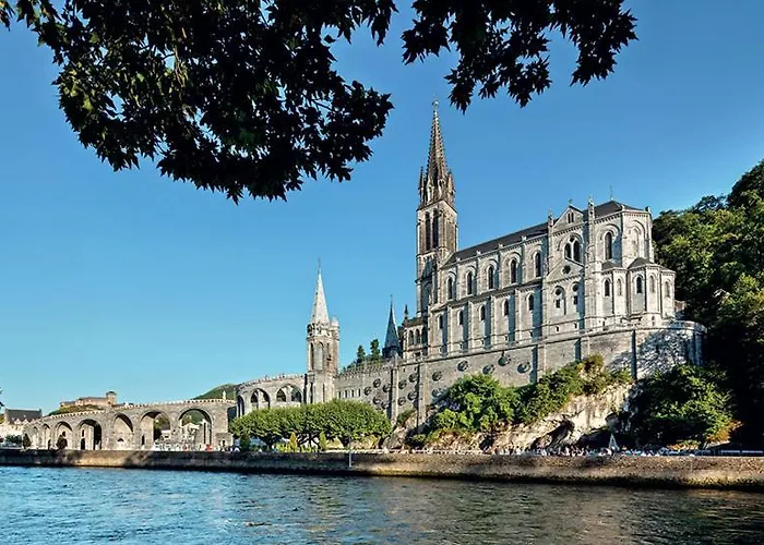 La Sainte Famille Guest house