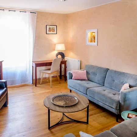 La Sainte Famille Гостьовий будинок 4*