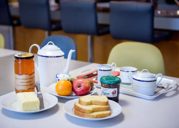 La Sainte Famille Pensionat 4*